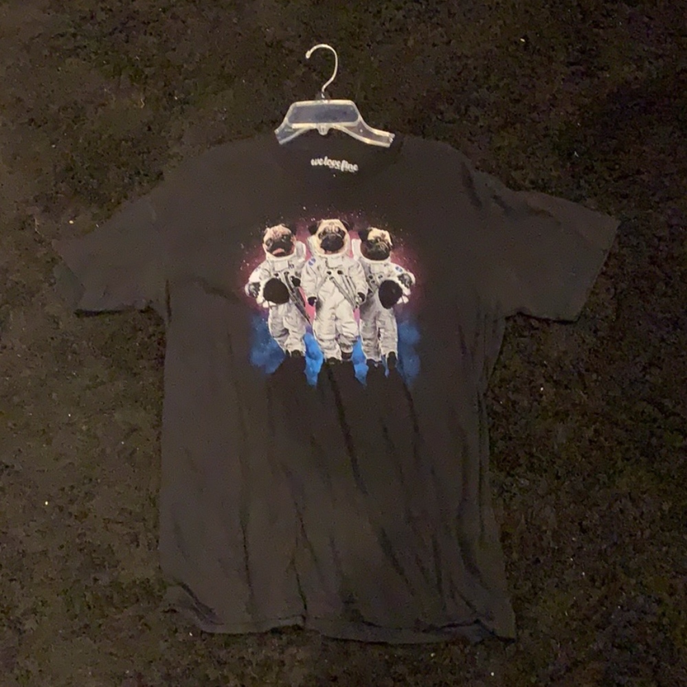 Pugs from Outerspace Short Sleeve T-shirt Size L